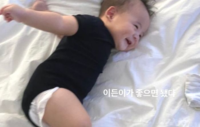 삼촌 어린 시절 웃는 모습과 똑닮은 아들 공개한 ‘지드래곤 누나’ 권다미