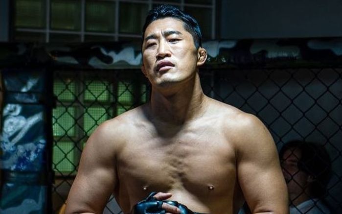 “새벽까지 복구 작업”...김동현, 2층까지 난리 났다며 체육관 침수 피해 호소