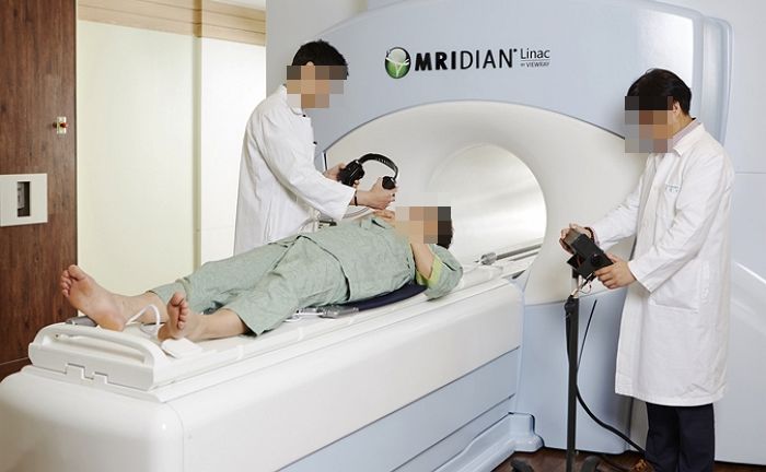 복지부, 문재인 케어 폐기 수순 ...“MRI 건강보험 확대 늦추겠다”