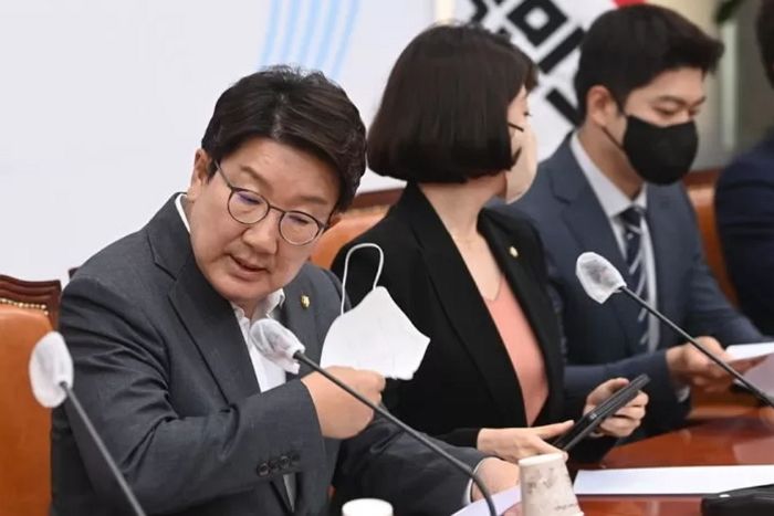 권성동 “민주노총은 이제 기득권 세력... ‘반미투쟁’ 모순 그 자체”