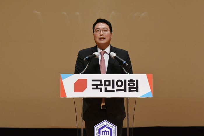 “이준석 지지하는 이유는 ‘싸가지 없음’에 카타르시스 느껴서”