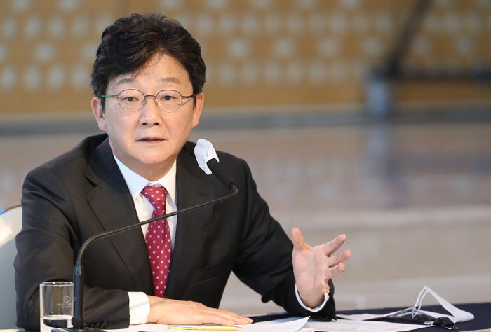 尹 대통령 취임 100일 기자회견 모두 살펴본 유승민이 ‘작심’하고 날린 쓴소리