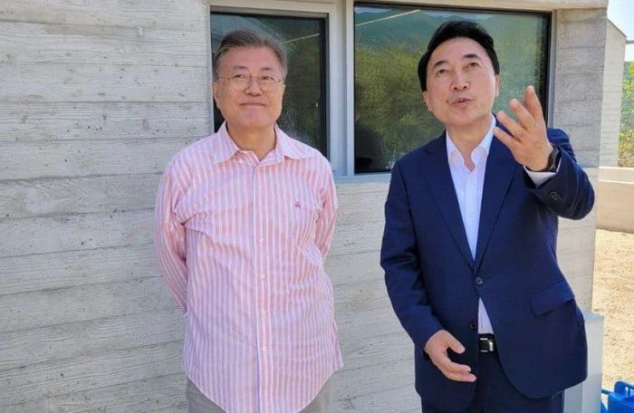 문재인, “尹 보니 나도 대통령 하겠다” 말 듣고 빵 터져