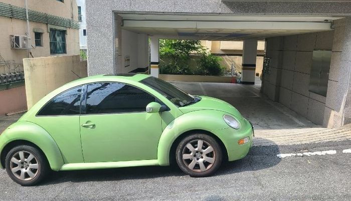 빌라 주차장 입구 막아놓고 연락도 안 받은 무개념 폭스바겐 차주의 최후