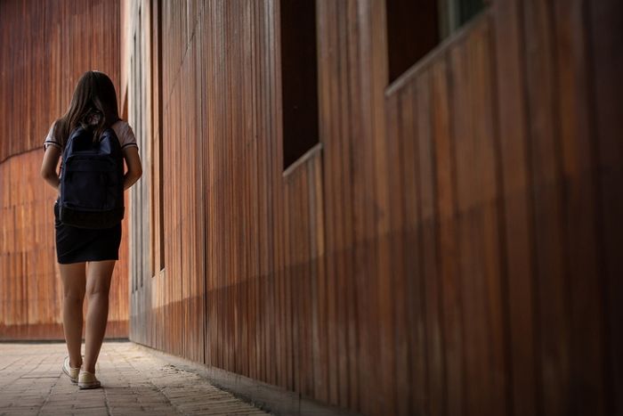 친구 없던 여고생이 유튜브 영상을 올리자 괴롭힘과 ‘왕따’가 시작됐다