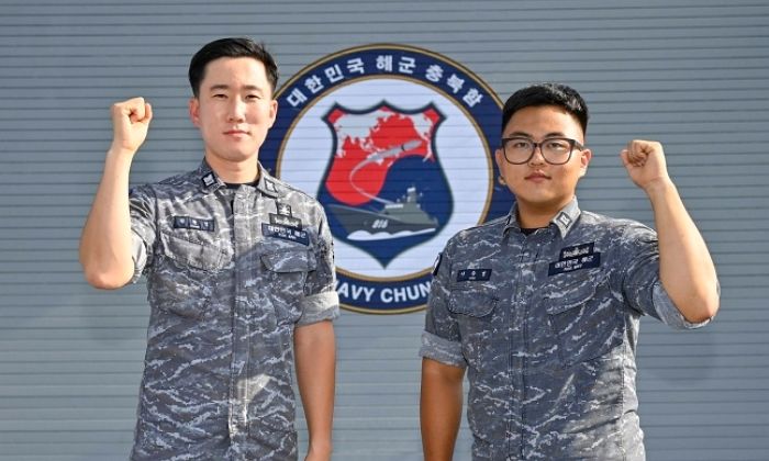 심정지로 쓰러진 남성...그곳에는 해군 부사관 2명이 있었다