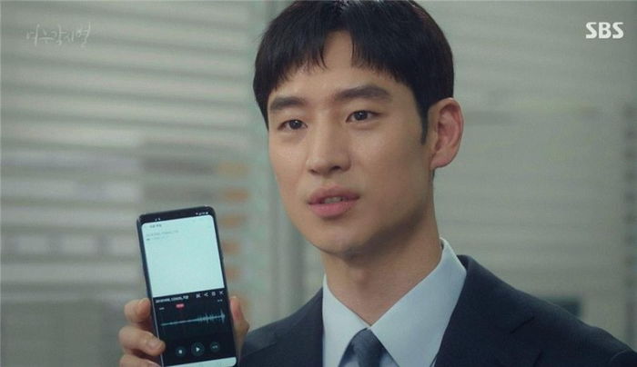 “국민 10명 중 00명이 반대”...통화녹음 금지법에 대한 국민 여론조사 결과