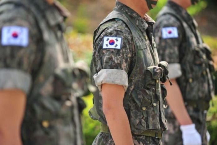 내년 병장 월급 130만원으로 올린 윤 정부, 간부들에게 ‘이런 제안’ 했다