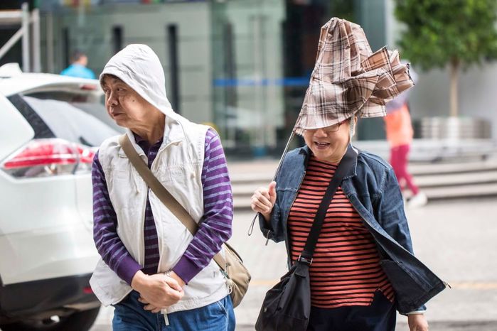 9월 첫날인 내일(1일) 태풍 힌남노 간접영향 시작...제주에 비 뿌린다