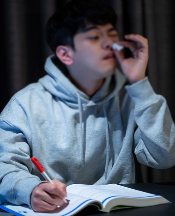 동시에 하면 똑똑한 줄 알았던 ‘이것’, 오래 하면 IQ 8세 수준으로 떨어뜨려