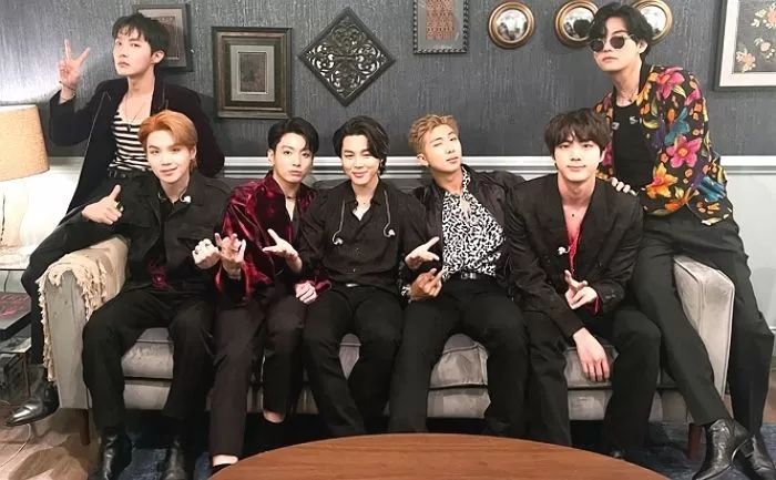 BTS 병역 특례, 이대녀 찬성 66.3%, 이대남 반대 OO%