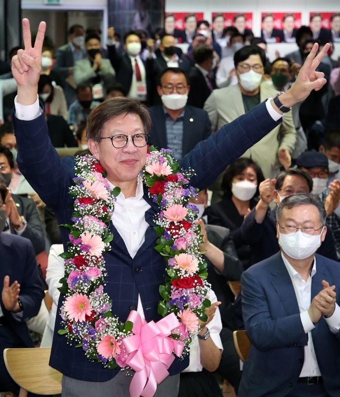 태풍 ‘힌남노’ 오는데, 부산시장 프랑스 파리로 떠난다