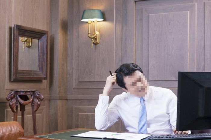 국회의원이 올 추석 받은 ‘셀프 휴가비’ 액수 공개되자, 서민들 뿔났다