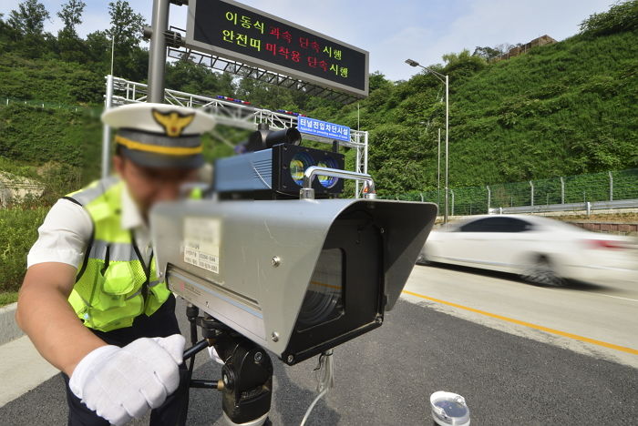 “과속하셨죠? 과태료 내세요”...경찰이 ‘신기술 카메라’ 놓고 감시하는 곳 어디?