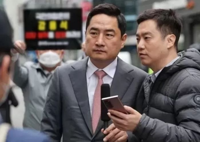 “이재명 소년원 갔다”고 폭로한 강용석·가세연의 깜짝 놀랄 근황이 전해졌다