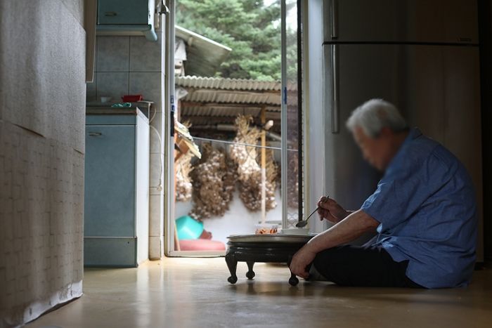 “인간답게 살려면 ‘이만큼’ 벌어야 된다고?” 서울시 ‘생활임금’ 제공에 뿔난 시민들