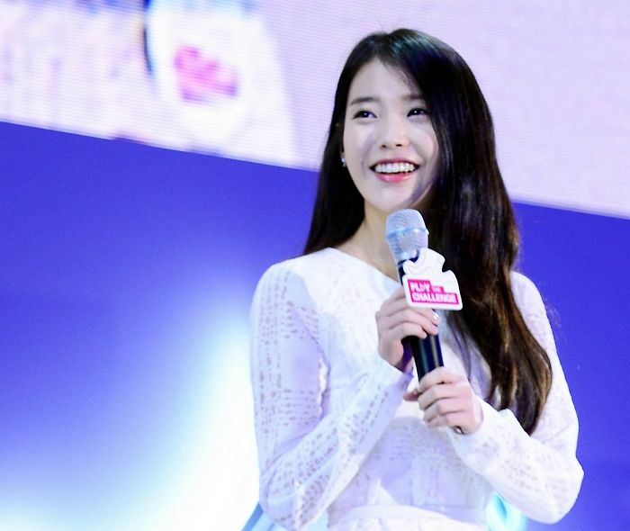 아이유 콘서트 티켓팅 실패한 당신...잠실운동장 근처 가면 ‘공짜’로 들을 수 있다