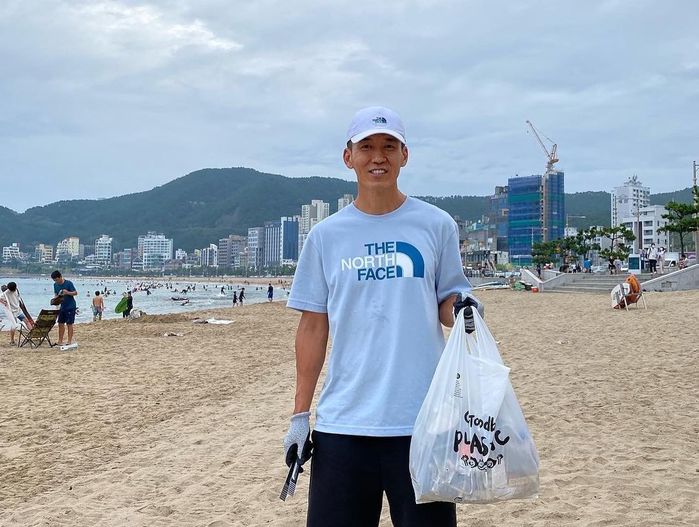 “힌남노로 인해...” 55억 넘게 기부한 션이 ‘부산 송정 해수욕장’에 나타난 이유