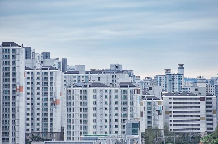 서울 한 아파트서 20·30대 남녀 3명 숨진 채 발견...현장에서 나온 것은