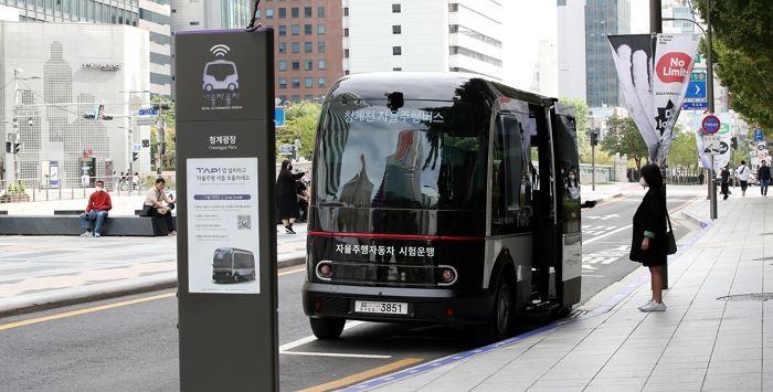 오늘(26일)부터 청계천 따라 달리는 ‘공짜 버스’ 운행한다