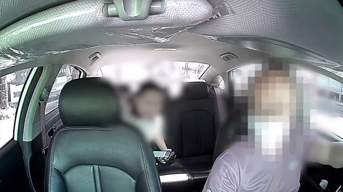 보이스피싱범 태운 택시기사가 “아우님, 차 살 땐 흰색차 사”라고 전화한 이유 (영상)