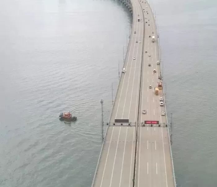 인천대교 위에 차량 세우고 실종된 30대 운전자, 결국 숨진 채 발견