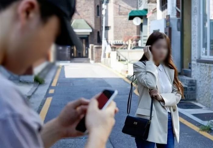 여성 계좌에 ‘1원’씩 681회 입금한 스토커...입금자명이 소름돋습니다