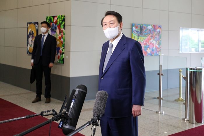 김건희가 운전수로 나온 ‘윤석열차’ 소감 묻자, 윤석열 대통령 반응은요