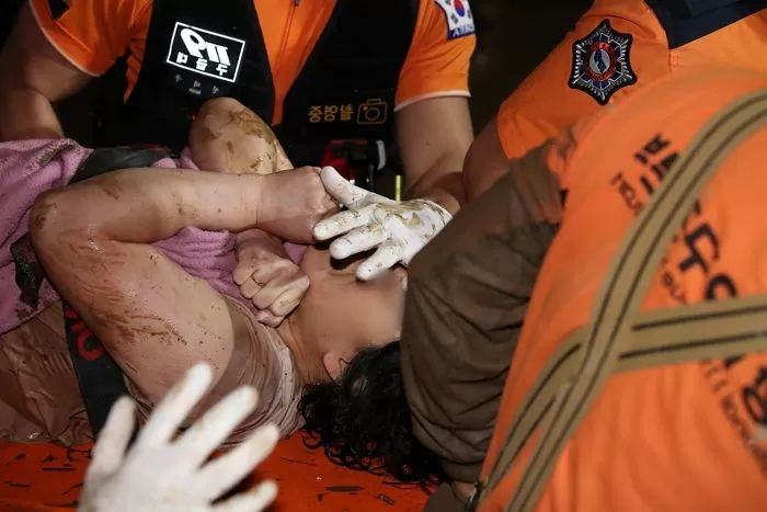 포항 ‘지하주차장 참사’로 숨진 중학생 가족에게 더 안타까운 소식 들려왔다