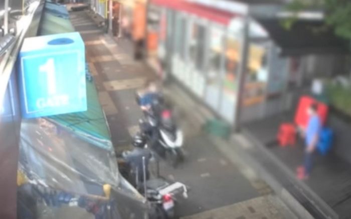 “여기 타세요”...수배범 쫓는 경찰 태워 체포 도운 오토바이 운전자 (영상)