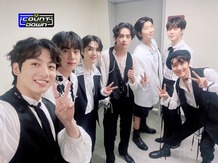 “진 군대 가도 ‘완전체’ 무대 볼수 있다”...국방부가 방탄에 주겠다 발표한 혜택