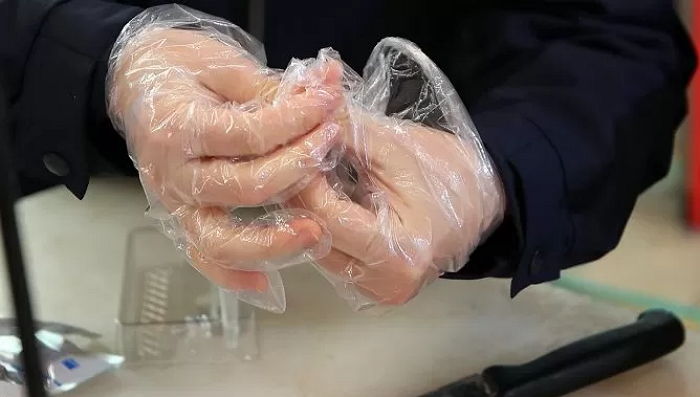 “정육점 주인이 흉기 휘둘러 20바늘 꿰맸는데, ‘쌍방폭행’ 주장하고 있습니다”