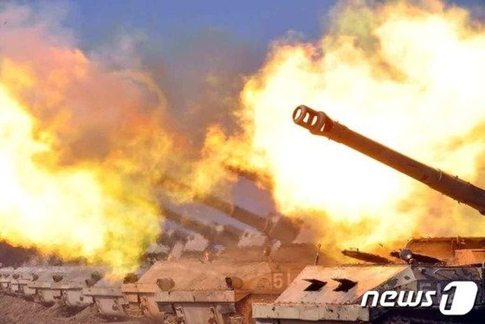 “북한, 서해 상으로 ‘포’ 100발 쏴”...떨어져서는 안 되는 ‘이곳’에 떨어졌다