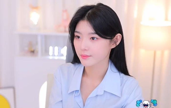 숨겨둔 남친과 팔짱낀 영상 찍혔다는 의혹에...아프리카 여캠, ‘저세상 해명’ 내놨습니다