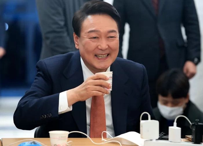 1년 사이 재산 7억 늘어난 윤석열 대통령...액수가 어마어마합니다