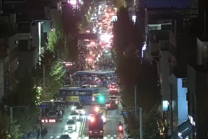 “이태원서 심정지 추정 환자 50여명 발생”<소방당국>