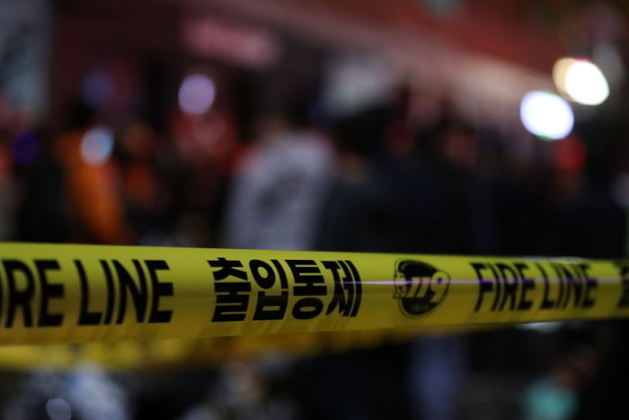 “내가 오자고 안 했다면..” 응급실 이송된 ‘이태원 압사 사고’ 피해자들