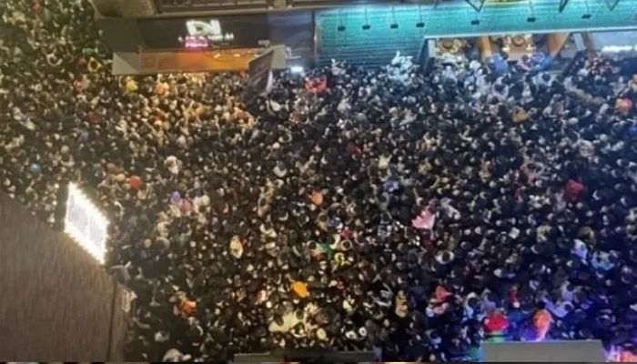 “이태원 사고영상 절대 보지 마세요”...현직 정신과 의사가 세번 경고한 이유