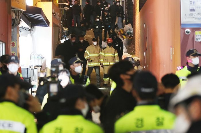 친구 ‘압사’ 당했다는 KBS 인터뷰남...아프리카TV 영상 보니 의인이었습니다