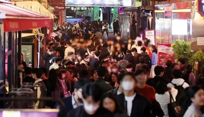 “우리도 군대 보내서 알려줘라”...남자들은 CPR 배운다는 말에 난리난 여초 커뮤