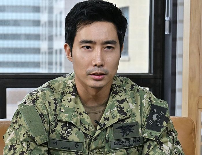 유튜브에 이태원 참사 조롱한 악플 “쓰레기 XX”라며 고정댓글로 ‘박제’한 이근