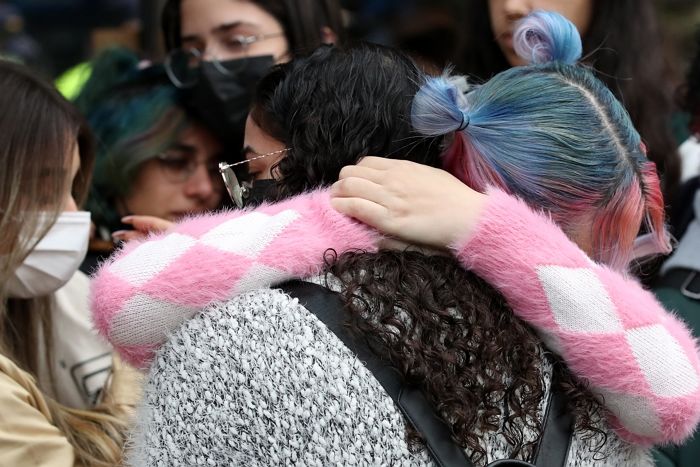 임신 4개월 아내 위해 고국 가려던 스리랑카 20대 男 노동자...이태원 갔다가 숨졌다
