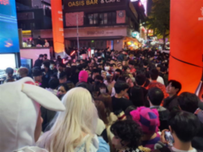 “밀어” 외치며 밀었다는 토끼머리띠 남성...아주 ‘무거운 혐의’ 적용 가능성 커