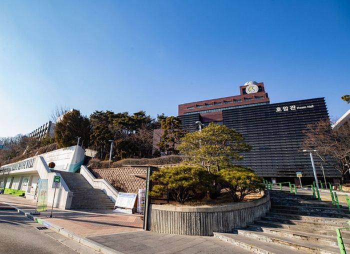 “예비군 훈련 무조건 결석 처리합니다” 성균관대 에타 뒤집어놓은 어느 교수의 카톡