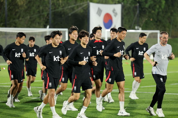 해외 언론이 뽑은 카타르 월드컵 한국 대표팀 외모 1위는 바로 ‘이 선수’입니다