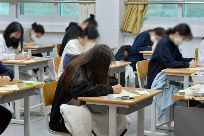 1년간 쉼없이 달려온 수험생들 마음 따뜻하게 해준 올해 수능 ‘필적확인’ 문구