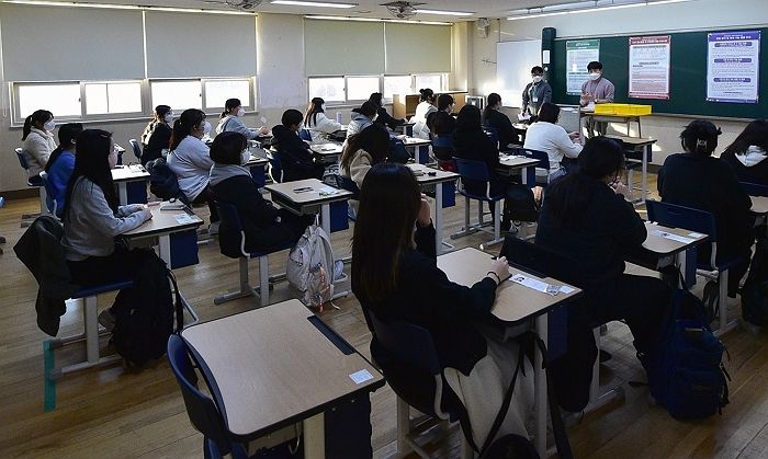 “성동고 가야 하는데 동성고 왔어요” 수험생 신고 받은 경찰의 특급 이송 작전