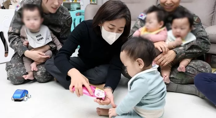 “혼자 사는 게 더 행복하다고 인식돼”...MBC ‘나혼자산다’ 지적한 나경원 발언, 이런 반응 쏟아졌다