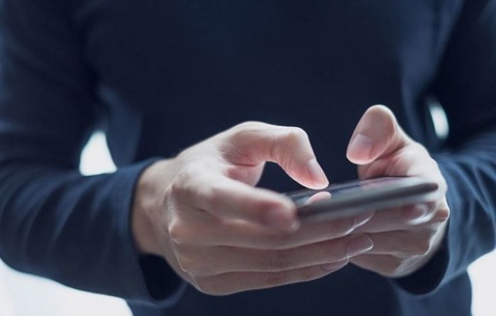 “아빠, 나 여자 손도 못 잡아봤어...성매매 좀 해보게 40만원만 보내줘”