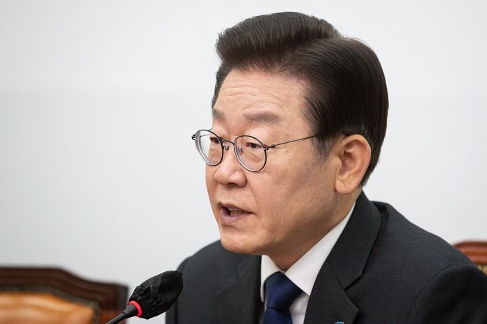 “도어스테핑 중단은 언론 탄압” 이재명 주장에 국민의힘이 재소환시킨 이 장면